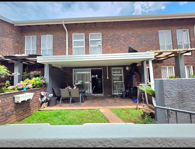 2 BEDROOM DUPLEX FOR SALE IN DAYANGLEN